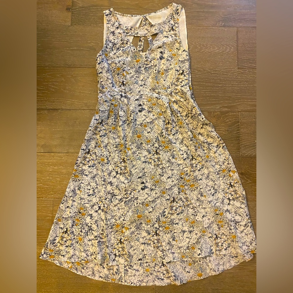 Anthropologie Moulinette Soeurs 100% Silk Fan Cut Iberis Daisy Cutout Dress 6 S